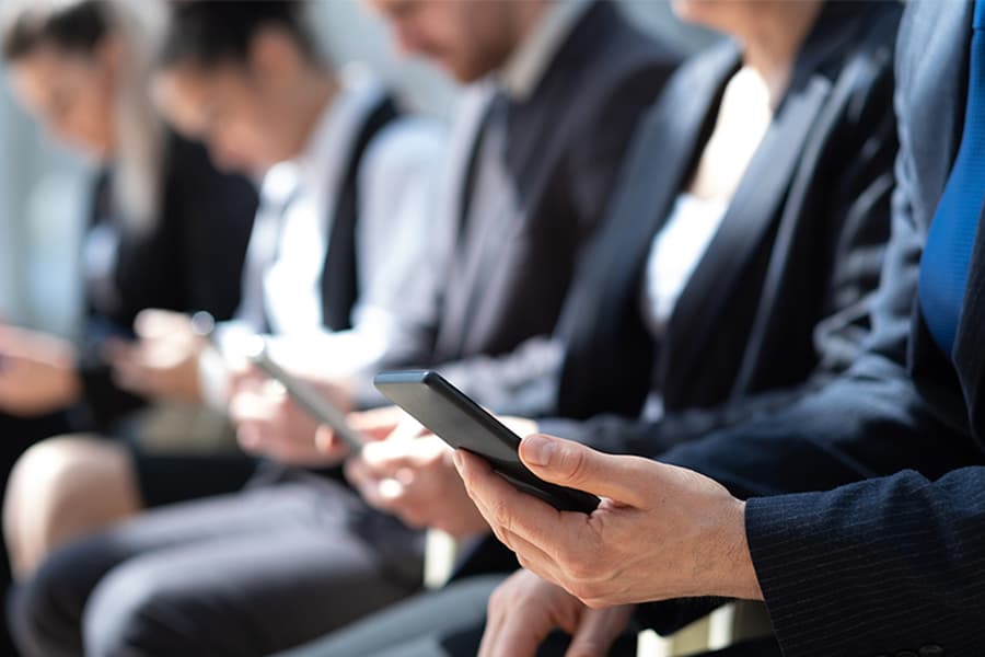 Why You Need a Mobile App for New Employee Onboarding